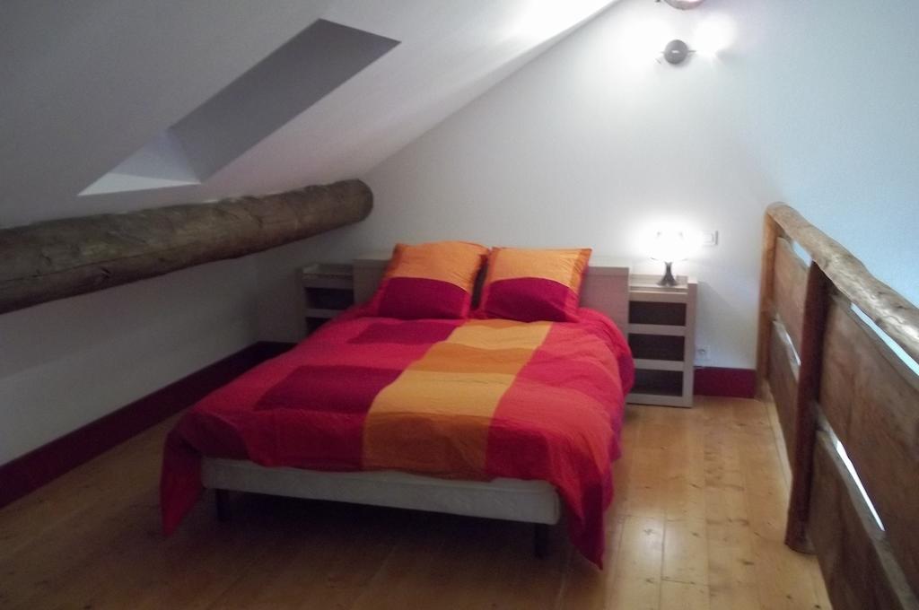 Gite Du Colombier Le Fied Room photo